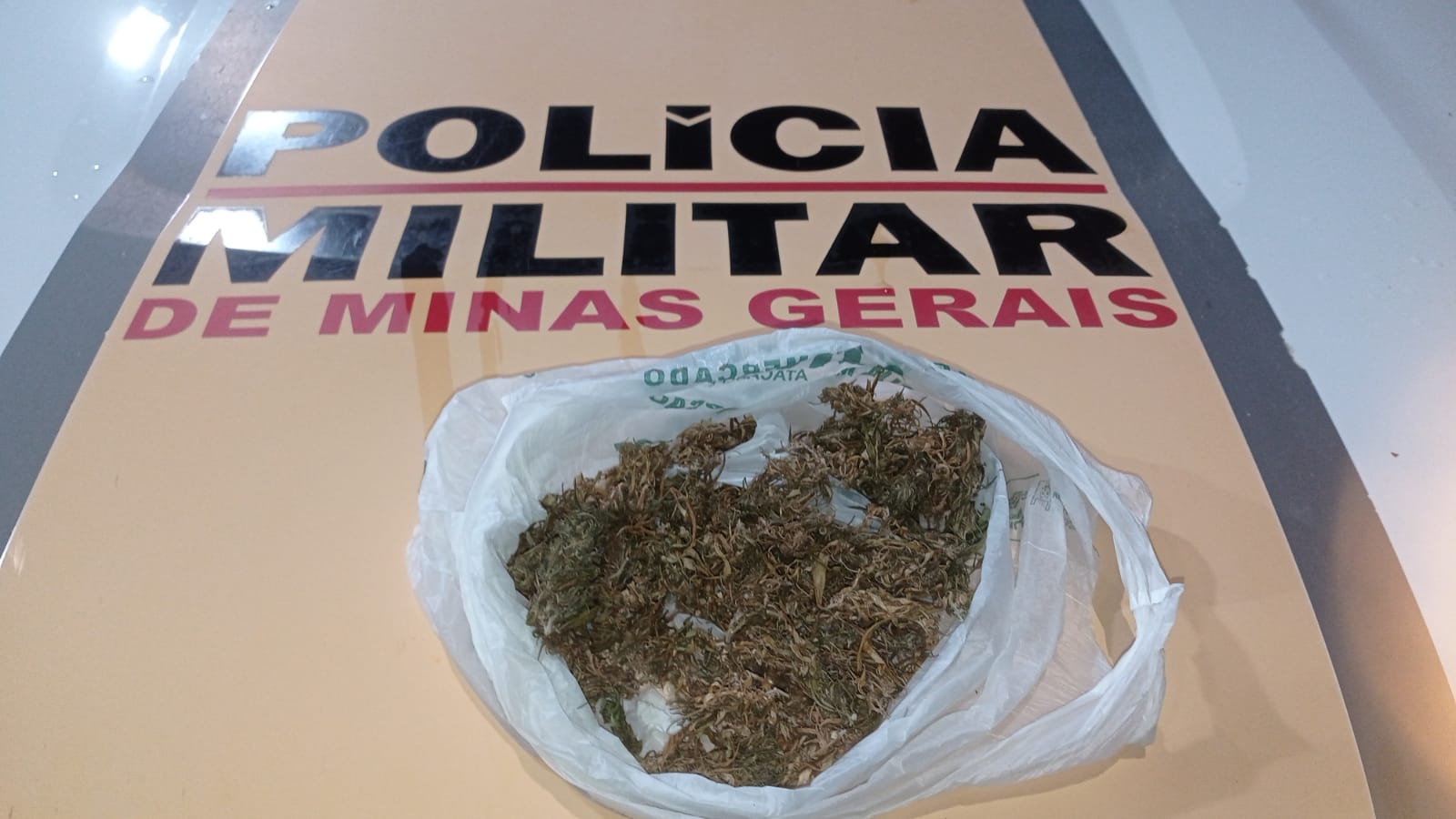 Homem é preso por tráfico de drogas em Grão Mogol