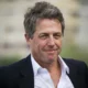 Hugh Grant reclama de 'tratamento intrusivo' com seus filhos em aeroporto