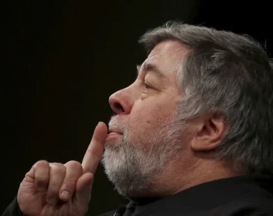 IAs não têm emoção e precisam de transparência, diz cofundador da Apple