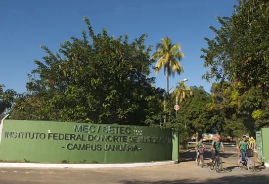 IFNMG-Campus Januária abre processo seletivo para contratação de professores substitutos de Letras Português