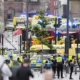 Imagens mostram caos após van atropelar torcedores em festa do Liverpool