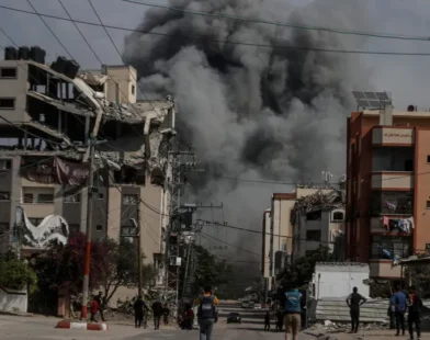 Israel anuncia expansão militar e diz que vai tomar partes da Faixa de Gaza