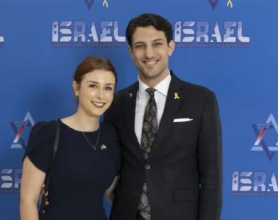 Israelenses mortos nos EUA são identificados após ataque em museu