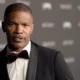 Jamie Foxx desmente teoria da conspiração de que Diddy tentou matá-lo