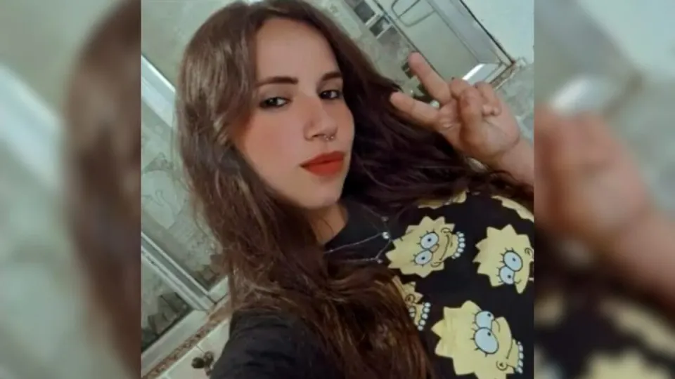 Jovem baleada pela PRF já consegue falar e andar após alta do CTI