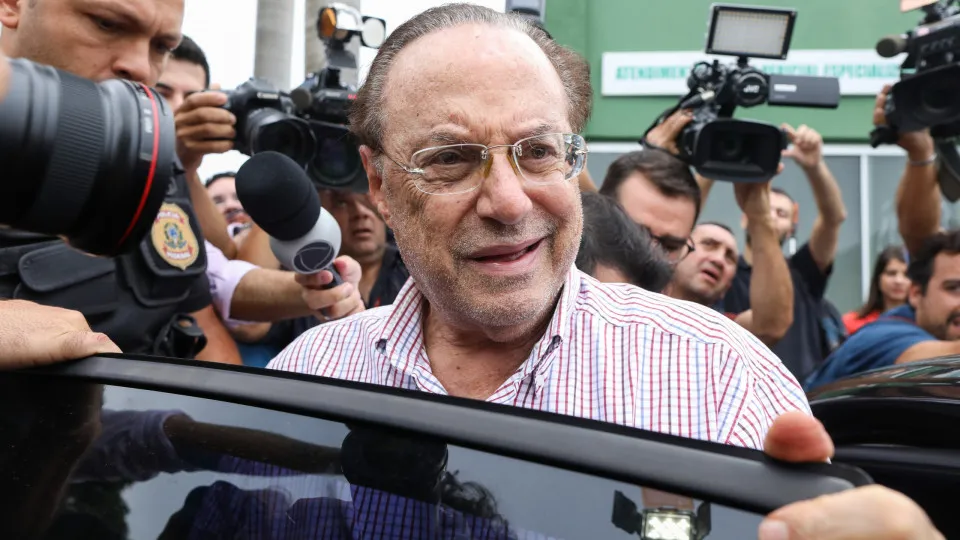 Justiça de SP penhora 19 imóveis de Maluf por dívida de R$ 417 mi com prefeitura