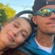 Justin Bieber apoia mulher após venda milionária
