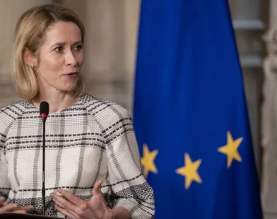 Kaja Kallas pede aos EUA mais pressão sobre a Rússia para cessar-fogo