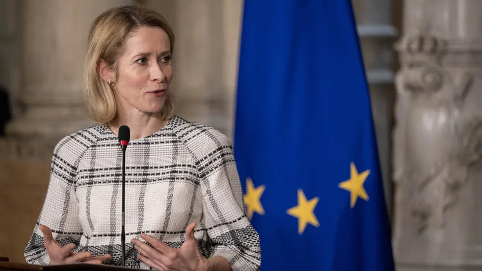 Kaja Kallas pede aos EUA mais pressão sobre a Rússia para cessar-fogo