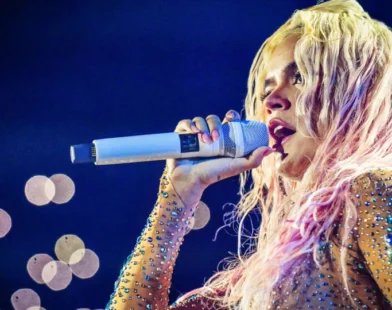 Karol G faz único show em São Paulo com álbum 'Mañana Será Bonito'