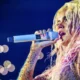 Karol G faz único show em São Paulo com álbum 'Mañana Será Bonito'