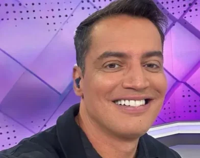 Léo Dias é internado com pneumonia em São Paulo