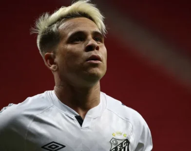 Lesões viram rotina no Santos e dificultam formação de time titular