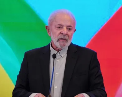 Lula assina medida provisória que amplia isenção de conta de luz para até 60 milhões de pessoas
