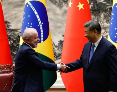 Lula celebra acordo entre China e EUA: "Tarda, mas não falha"