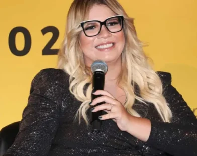 Marília Mendonça é a primeira brasileira a atingir 10 bilhões de streams no Spotify