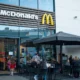 McDonald's supera em vendas de mesma loja no 4º tri e quer abrir 2,2 mil restaurantes em 2025