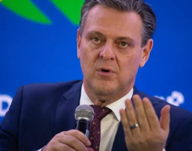 Ministro diz negociar flexibilização de embargo sanitário com chineses