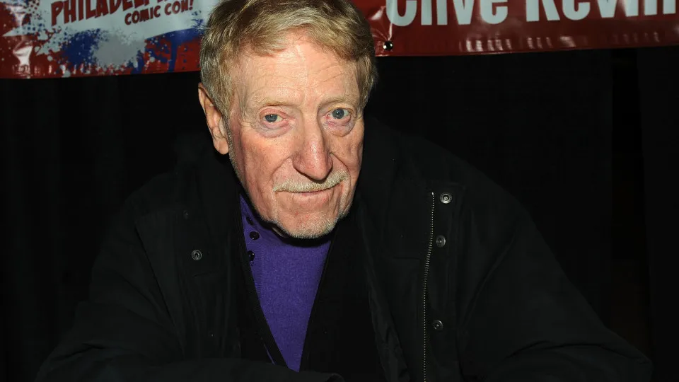 Morre aos 94 anos o ator Clive Revill, estrela de "Star Wars" e "Batman"