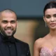 Mulher de Dani Alves reage a absolvição: 'Me insultaram e perseguiram'