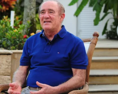 Mulher de Renato Aragão se irrita com rumores sobre o estado de saúde do humorista