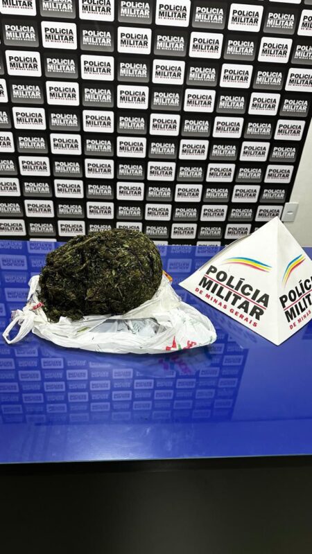 Mulher é presa por tráfico de drogas durante operação de trânsito em Pirapora