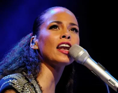 Musical sobre Alicia Keys lidera indicações ao Tony, o Oscar das artes cênicas