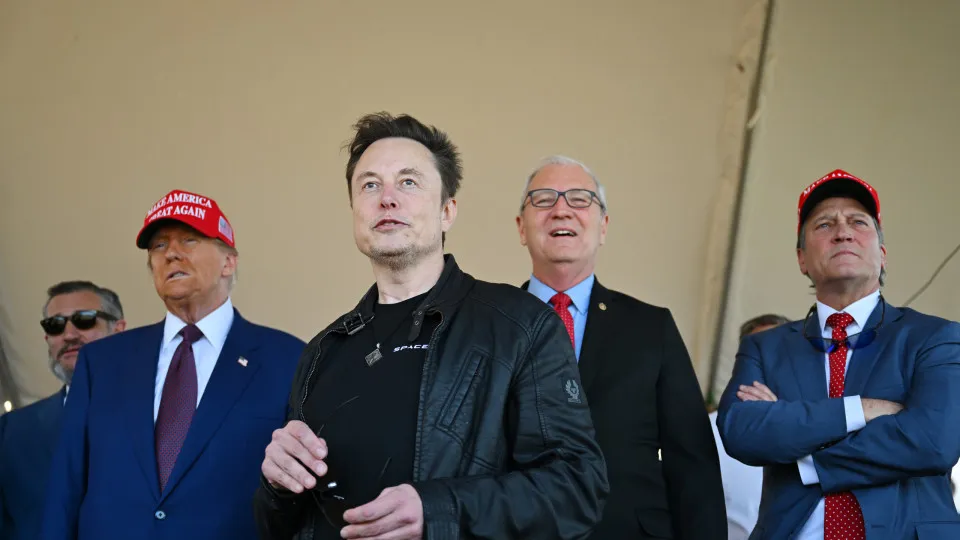 Musk critica investimento em IA? “Ele odeia uma das pessoas”, diz Trump