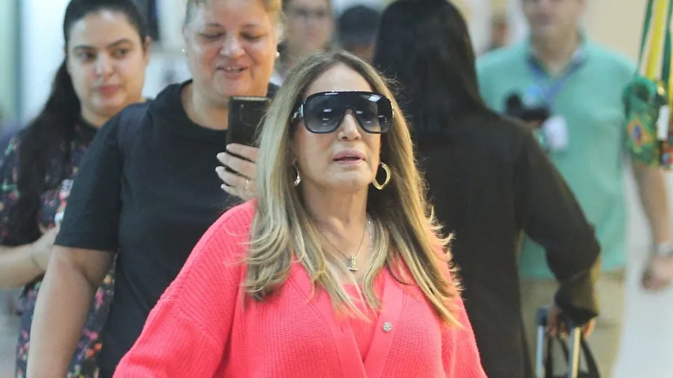 Não pode ter sexo ou língua se metendo nas novelas, eu sou careta, diz Susana Vieira