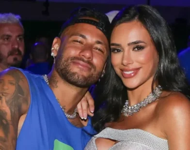 Neymar nega rumores de casamento com Biancardi
