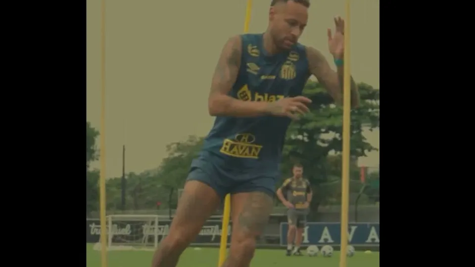 Neymar se mostra recuperado de lesão com música especial