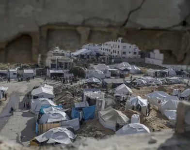 ONG denuncia fome e colapso humanitário em Gaza após bloqueio