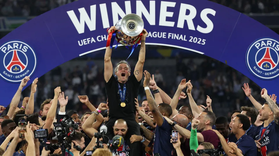 PSG massacra Inter de Milão e conquista com autoridade sua primeira Champions