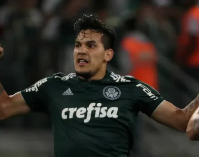 Palmeiras pode ter Gómez na Libertadores; Maurício e Paulinho são dúvidas
