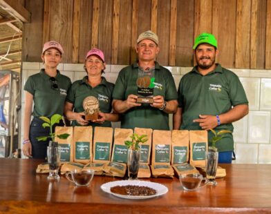 Participantes da GCF Task Force visitam plantações sustentáveis de café e cacau em Acrelândia