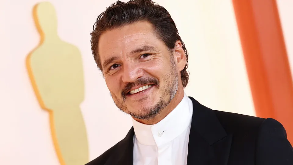 Pedro Pascal faz 50 anos como sucesso em Hollywood e 'daddy' de fãs apaixonados