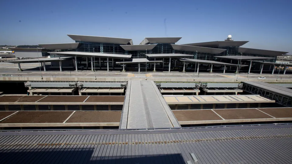 Polícia Federal prende duas mulheres com cocaína no Aeroporto de Guarulho