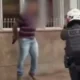 Policial mata homem que corria com faca e réplica de arma em SP