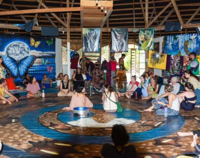 Povo Yawanawá realiza sua maior exposição de artesanato