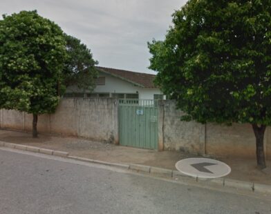 Professor é demitido de escola municipal em Divinópolis após agredir verbalmente aluno autista, diz Prefeitura