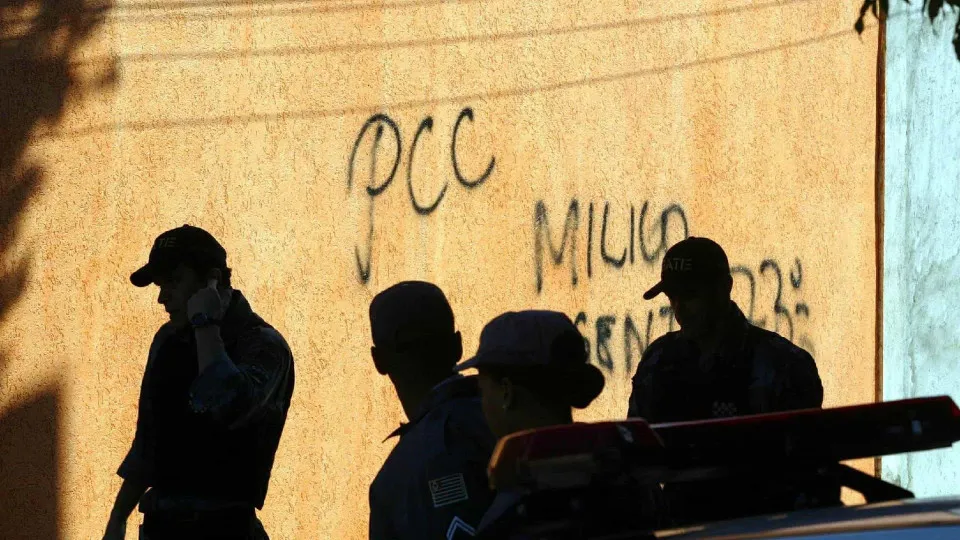 Quem é o delegado preso e o que se sabe sobre ação contra policiais suspeitos de elo com o PCC