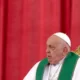 Recuperação de papa Francisco foi 'como um milagre', diz médico
