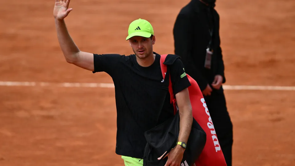 Rival de Fonseca 'aposentou' Federer e acaba de ser vice contra Djokovic