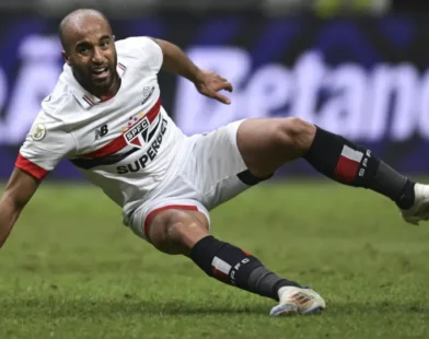 São Paulo conta com retorno de Lucas Moura para encerrar jejum diante do Fortaleza