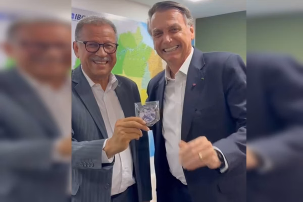 Sebastião Coelho filia-se ao Novo para se candidatar ao Senado em 2026