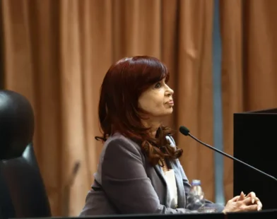 Senado argentino discute Ficha Limpa, lei que pode tirar Cristina das eleições
