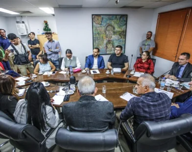 Sindicatos cobram isonomia e secretária fala em risco de não implementação de PCCR | ac24horas
