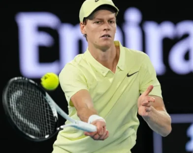 Sinner aposenta Gasquet e vai à terceira rodada em Roland Garros