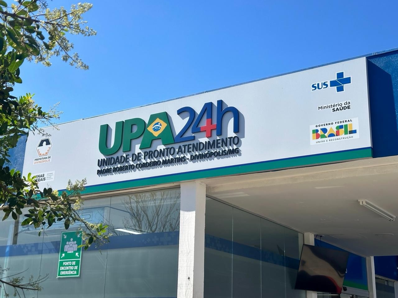 Taxa de ocupação pediátrica da UPA chega a 200% e crianças aguardam transferência em Divinópolis | Centro-Oeste