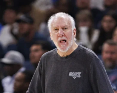 Técnico da NBA Gregg Popovich se aposenta após 29 anos de carreira